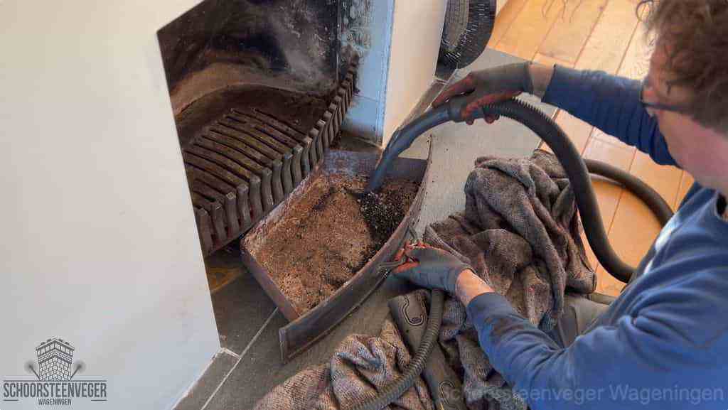 Prijs schoorsteenvegen Wageningen schouw reinigen Prijs schoorsteenvegen Wageningen schouw reinigen